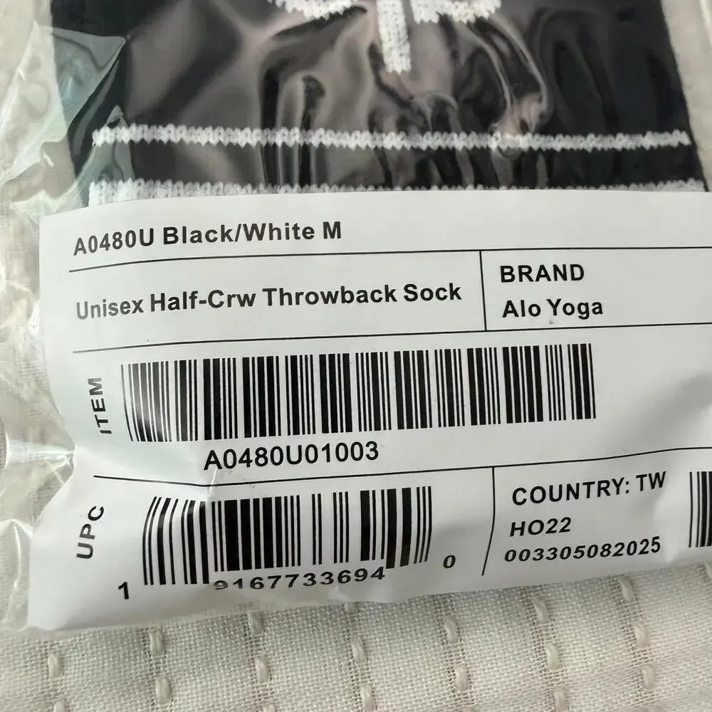 NWT Alo Unisex Half-Crew Throwback Sock – Black/White (Size M)